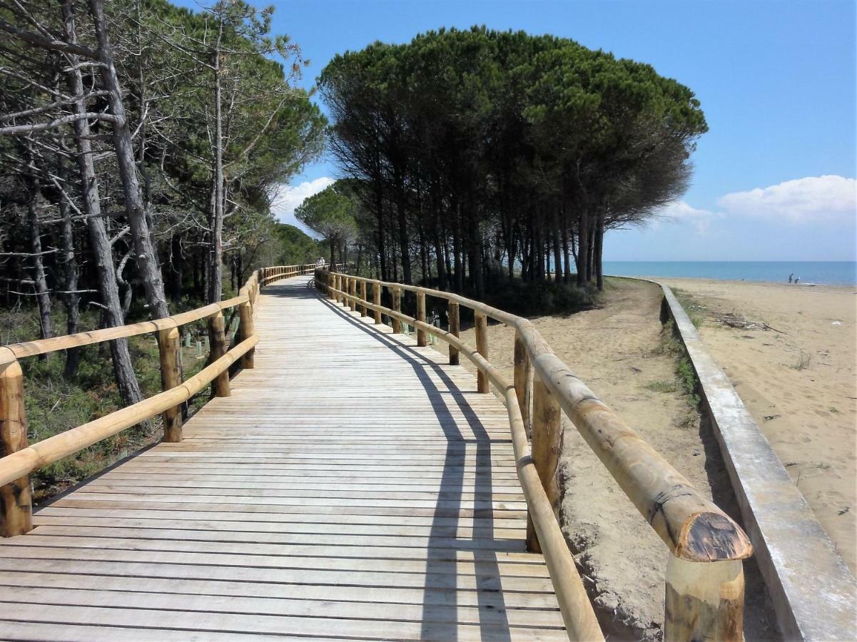 Isola Clara - Appartamenti Bibione Extérieur photo